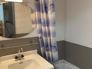 Studio Idéalement situé au centre de la station - FR-1-814-32