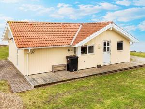 4 person holiday home in Vinderup-By Traum