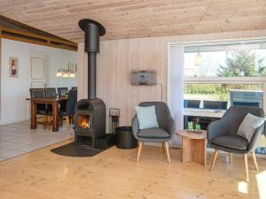 6 person holiday home in Hemmet-By Traum