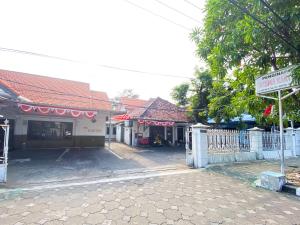 Wisma Kartini Syariah near Alun Alun Sidoarjo RedPartner