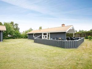 8 person holiday home in Hadsund-By Traum