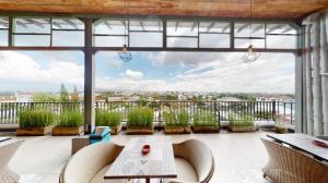 Hart Hotel Premium Rapatmaja