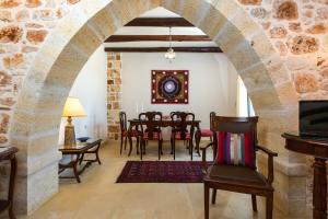 ERONDAS Cretan Country Villas