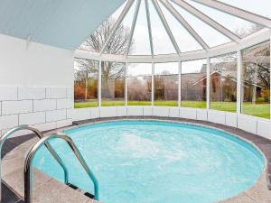 8 person holiday home in Juelsminde-By Traum