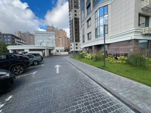 Апартаменти з терасою