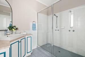 1-bedroom unit with balcony and ocean views!