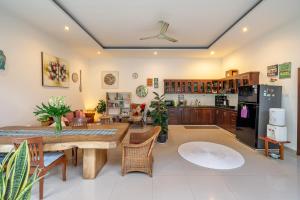 Tranquil Bungalow 10min walk to Beach Berawa
