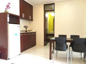 Alice in Wonderland Beach Hotel