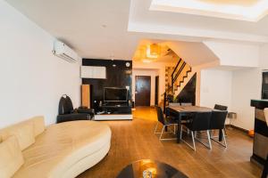 VILLA M - JIA 5 CANDOLIM GOA 3BHK, Pool Facing, Near Beach, Free Breakfast, Free WIFI and Prime Location