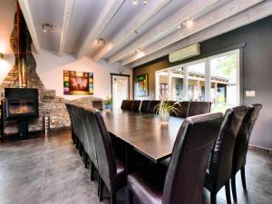 Beautiful villa with heated outdoor pool