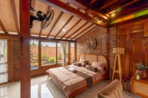 Villa Kaluna - 3 Bedroom Javanese Villa in Kaliurang