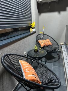 Mirror Apartments