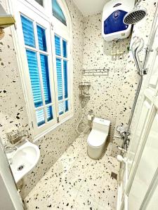 0minsto HoChiMinh mausoleum