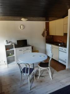 Beau studio en attique, Crans-Montana Aminona