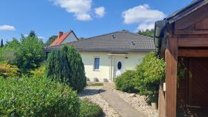 Bungalow Haus mit 3 Schlafzimmern nähe Dresden