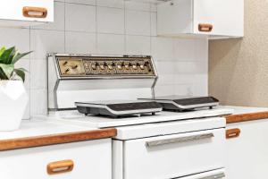 Simple Single Room - Serene Spot at Peakhurst - Shared Bathroom