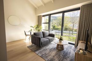 Two Horizons Apartment 6