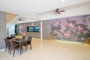 Golden Manora Hotel Bangtao Beach Phuket