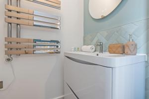 Bright & Homely Birmingham Escape!