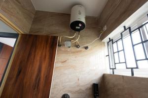 1BHK 2km From Hosa Road Metro with lift 102