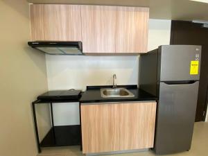 Prime Location BGC Condo, Turf