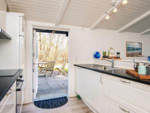 5 person holiday home in Oksbøl-By Traum