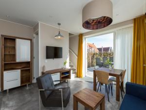 Luxury apartment with sun shower at the edge of the beautiful Oostkapelle