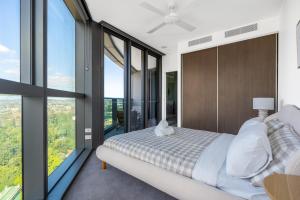 Bohemian Rhapsody in City - New Apt on Star Casino