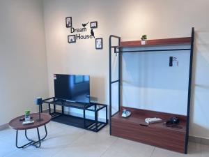 Edusphere near MMU UOC 2min Studio 2pax