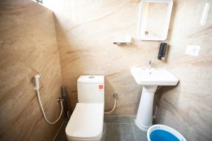 1BHK 2km From Hosa Road Metro with lift 201