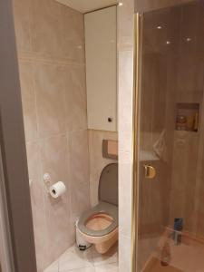 Maison type Villa avec Jacuzzi proche du circuit