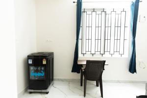 1BHK 2km From Hosa Road Metro with lift 202