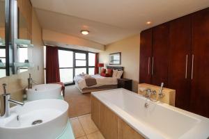 Ocean View 905 Self Catering Accommodation Strand Western Cape South Africa