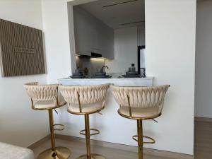 Stylish One Bedroom Apartment at Binghatti Crest, JVC Dubai By al sarya Holiday Homes