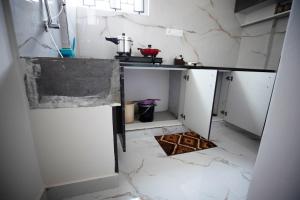 1BHK 2km From Hosa Road Metro with lift 301