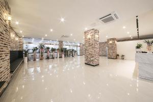 Mokpo Ayana Hotel & Poolvilla