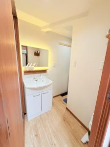 夏様賀陽御所 4 minutes from Shijo Omiya station, best value bungalow