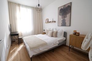 Apartment Grace Family