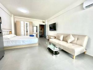 9 Karat Condo by PSR