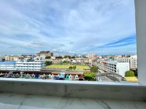 9 Karat Condo by PSR