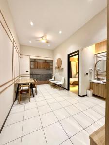 Manna Tatami House KBP Bandung near Wahoo, Whoosh & Parahyangan Golf