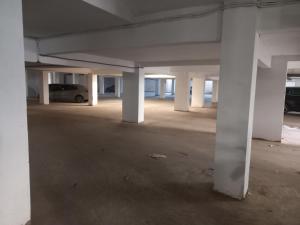 Appartement meublée bien située avec sous sol gratuit