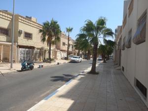 Appartement meublée bien située avec sous sol gratuit