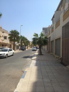 Appartement meublée bien située avec sous sol gratuit