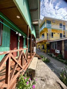 AISHAH GUEST HOUSE
