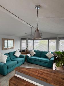 Stylish Family Friendly 3-Bed Caravan Escape at Seven Bays Park