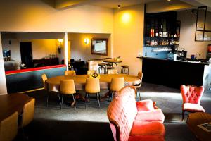 Skyline Penthouse Apartments Falls Creek