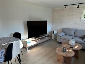 Bright and cozy apartment on Tau