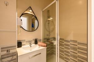 Barcelona habitación con comodidad y zonas compartidas Gran Vía-Madrid T emporal SBE1013