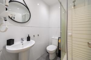 Barcelona habitación con comodidad y zonas compartidas Gran Vía-Madrid SBE103